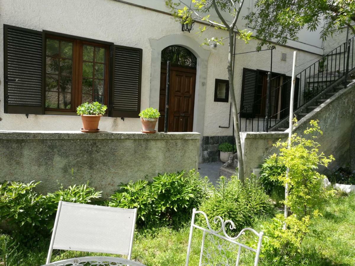 Residence Belvedere Santo Stefano Di Sessanio Exterior photo